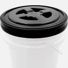 Opciones alternativas al cubo de 15 litros para el lavado de coches