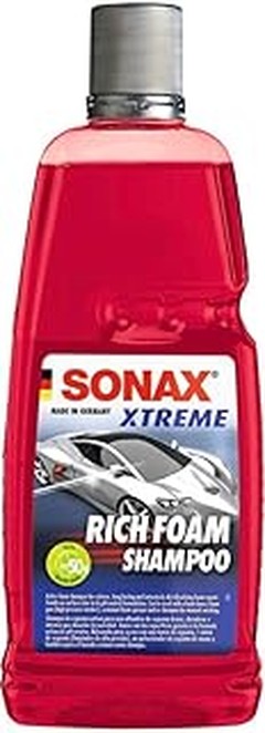 Evita estos errores comunes al usar champús aromáticos para coche